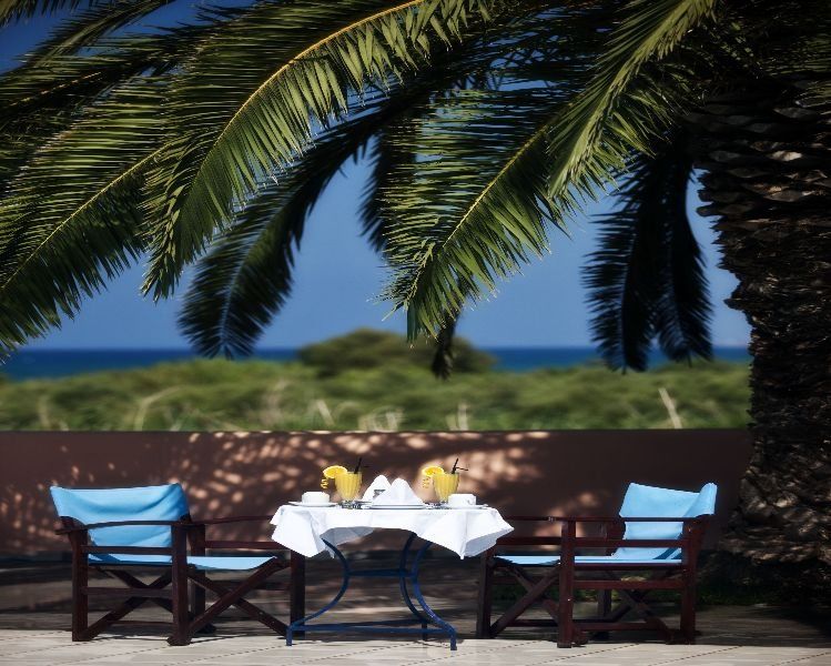 Fereniki Resort & Spa เยโอริยิอูโปลิส ภายนอก รูปภาพ